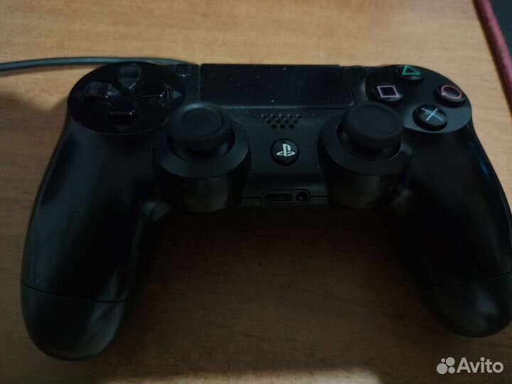 Sony playstation 4 1TB