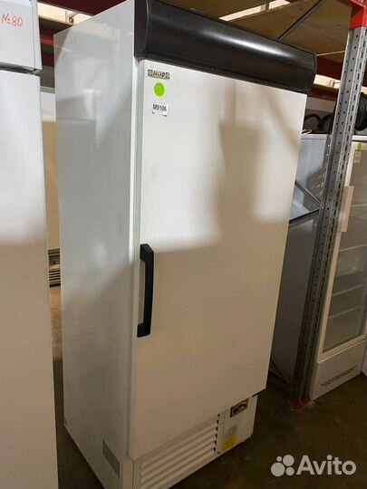 Холодильный шкаф