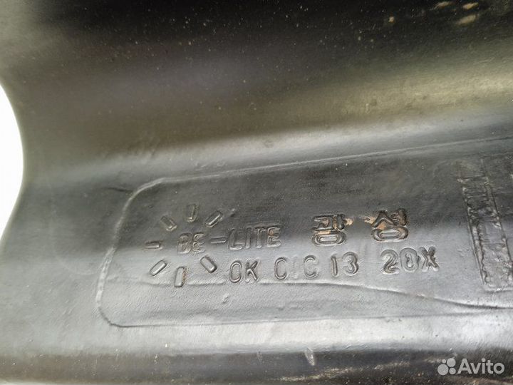 Резонатор воздушного фильтра Kia Sportage 1 2.0