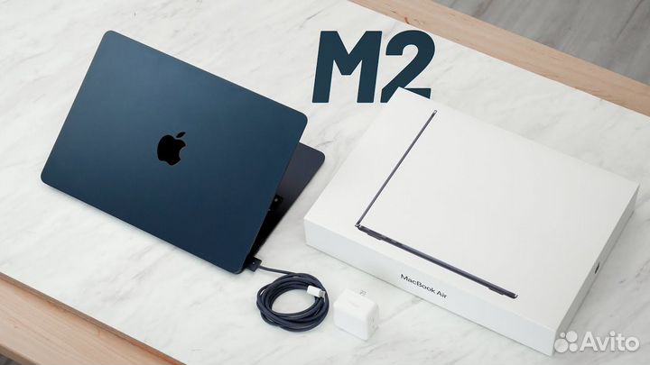 MacBook Air 15.3