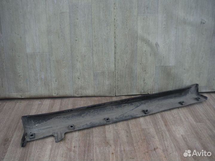 Порог накладка левый suzuki Vitara 2017