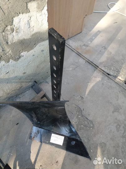 Плуг для мотоблока