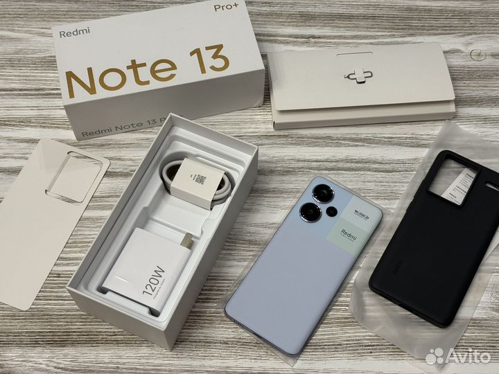 Xiaomi Redmi Note 13 Pro+, 12/256 ГБ