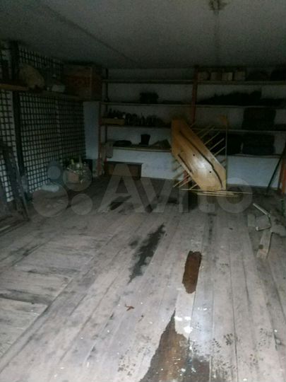 Гараж, > 30 м²