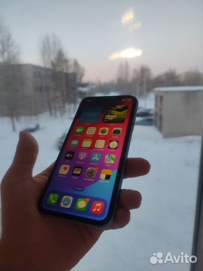 iPhone Xr, 128 ГБ