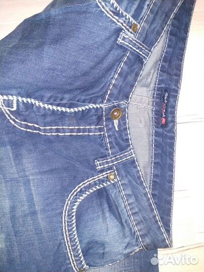 Джинсы типа tru religion 