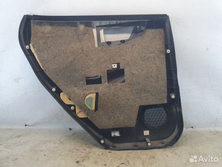 Дверная карта задняя правая Nissan Murano Z50