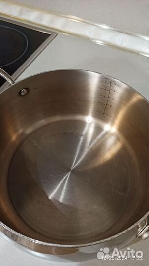 Tupperware кастрюля