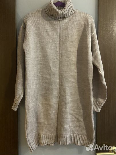 Вязаное платье