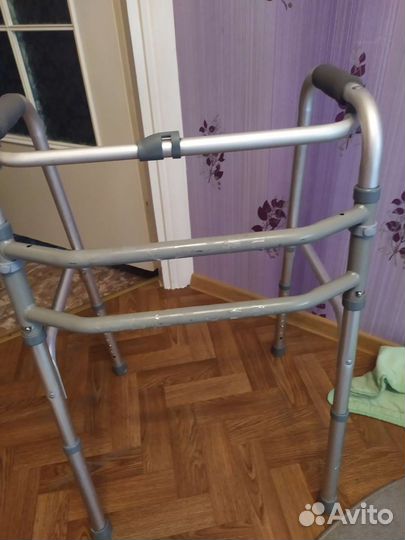 Ходунки для инвалидов