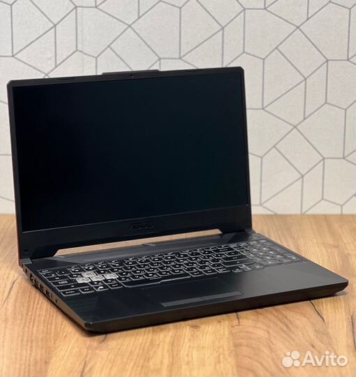 Игровой Asus Tuf i5-10300H/ 144Hz/ GTX1650/ 512SSD