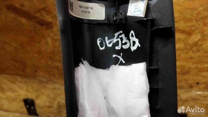 Обшивка стойки передняя правая Mercedes-Benz X