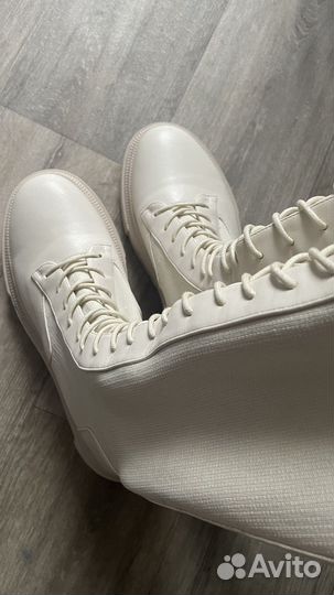 Ботинки высокие