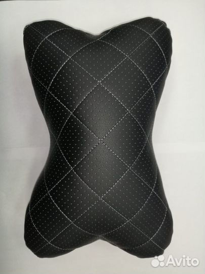 Подушка на подголовник ромб экокожа перфорирова