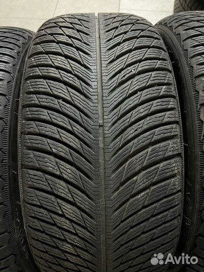 Michelin Alpin 5 245/40 R19 и 275/35 R19
