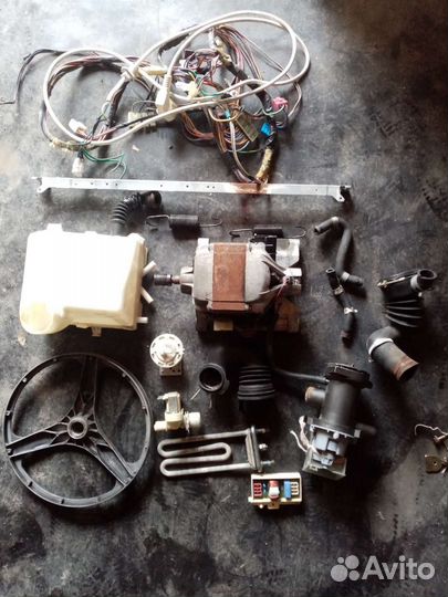 Стиральная машина бу на запчасти LG