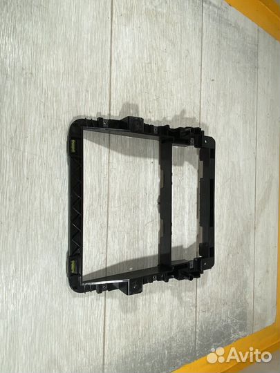 Рамка магнитофона Volkswagen touran