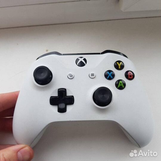Геймпад Microsoft беспроводной Xbox One S