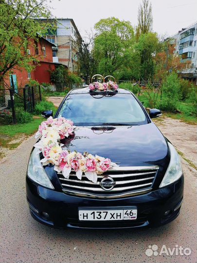 Свадебные украшения на машину