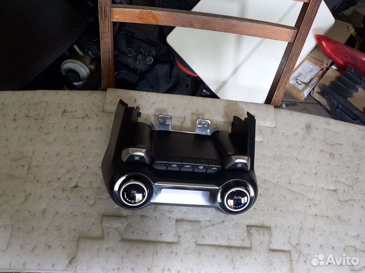 Блок управления климатом Kia Rio 4