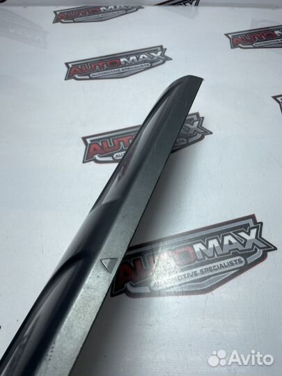 Молдинг задней правой двери Audi Q5 8R 2009