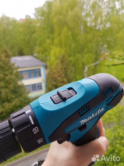 Шуруповерт makita 18v