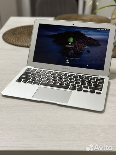 Apple MacBook Air 11 2014