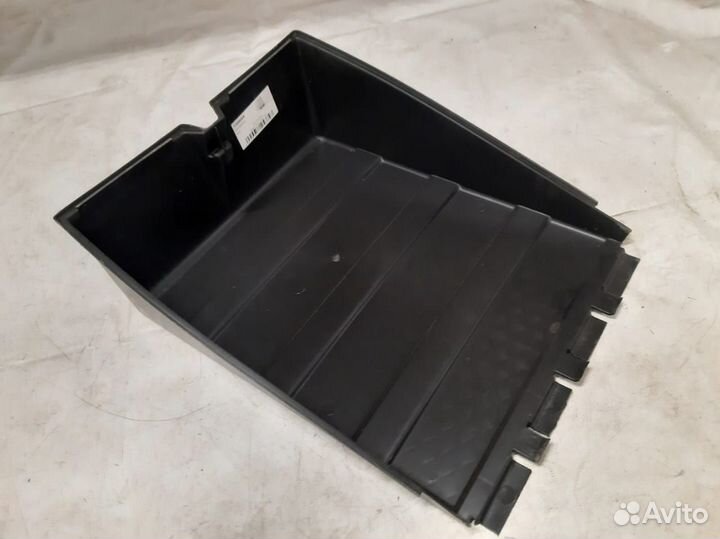 Крышка ящика акб MAN F2000 shacman