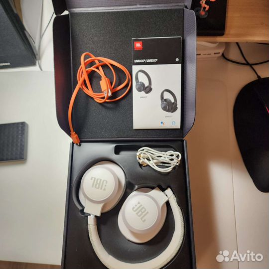 Беспроводные наушники jbl live 500bt