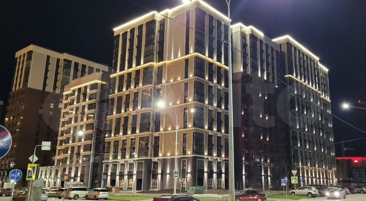 2-к. квартира, 72,4 м², 13/17 эт.