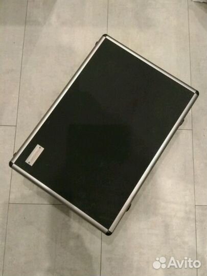 Жёсткий кейс с кубическим наполнителем Cullmann