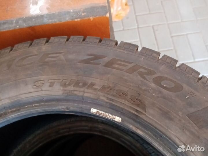 Pirelli Ice Zero FR 195/65 R15