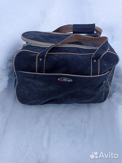 Сумка дорожная на колесах с выдвижной ручкой