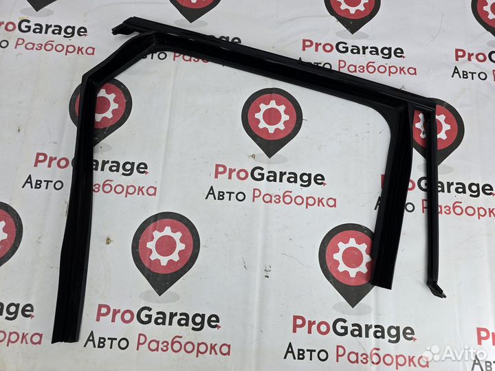 Уплотнитель молдинг стекла двери задний Jaecoo J7