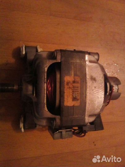 Двигатель от стиральной машины
