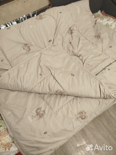 Одеяло из верблюжьей шерсти новое