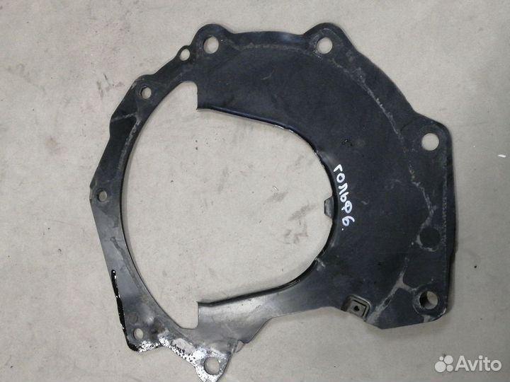 Пыльник маховика 1.6 BSE АКПП VW Golf VI 2009-2013