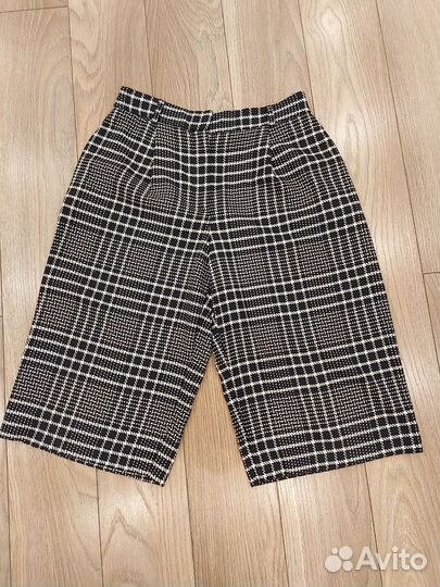 Шорты/Кюлоты Delia р.46 48