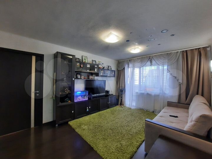 2-к. квартира, 49,6 м², 6/10 эт.