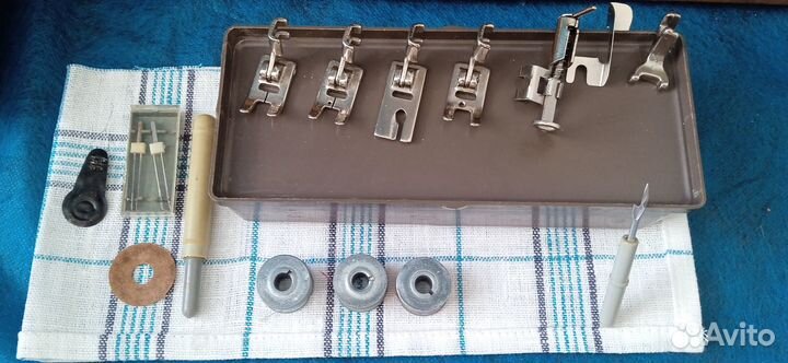 Швейная машинка Подольск 142