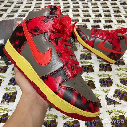 Nike Dunk Hi