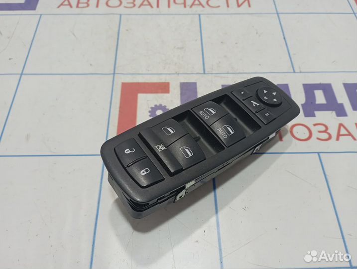 Блок управления стеклоподъемниками Jeep Grand Cherokee (WK2) 68030826AC