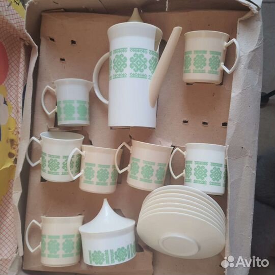 Сервиз чайный и столовый СССР