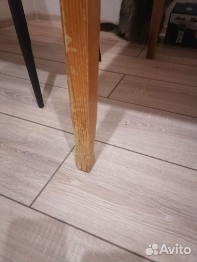 Кухонный стол бу