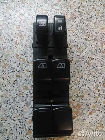 Блок стеклоподъёмников infiniti FX37, QX70