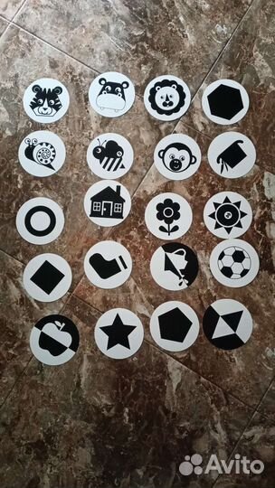 Развивающие чёрно-белые картинки новорождённых