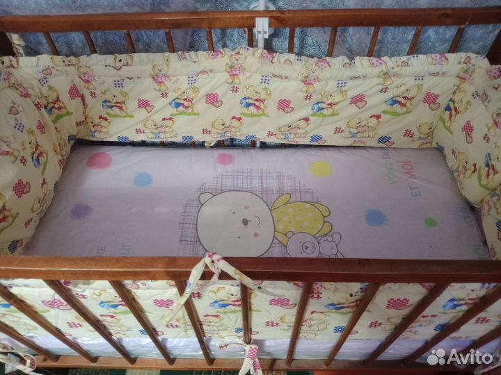 Детская кроватка