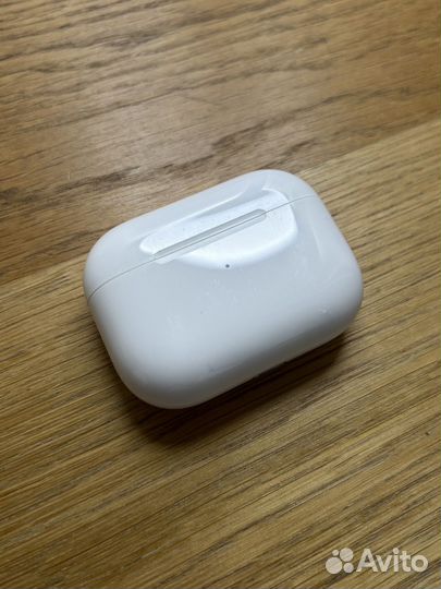 Apple AirPods Pro MagSafe (1-го поколения)