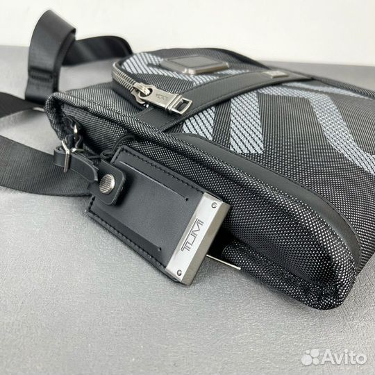 Сумка Tumi Alpha 3 Pocket Bag Small