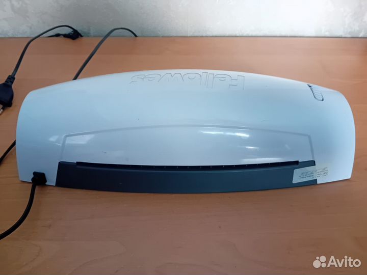Ламинатор Fellowes Lunar A4